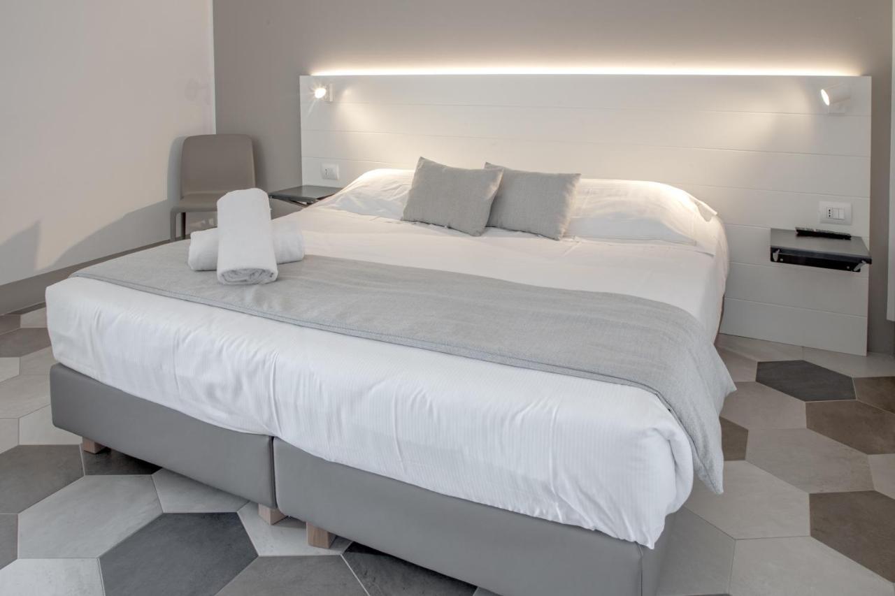 Hotel Villa Ambra ออร์เบเตลโล ภายนอก รูปภาพ