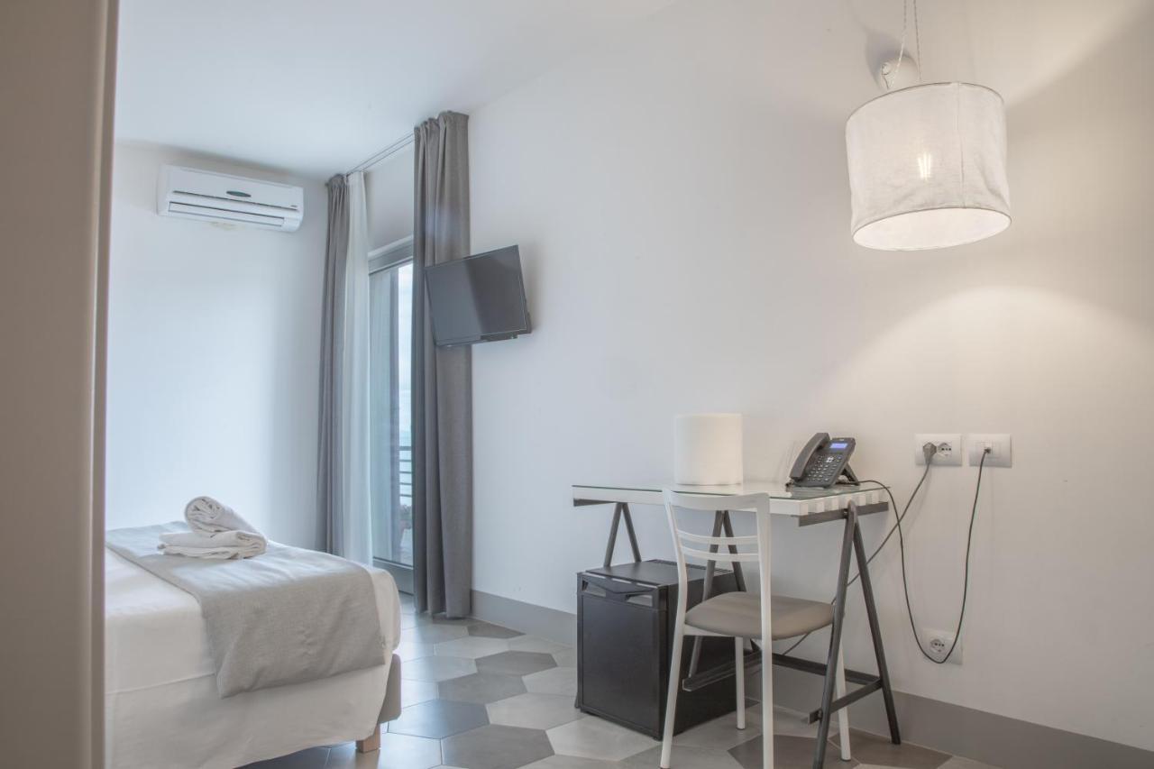 Hotel Villa Ambra ออร์เบเตลโล ภายนอก รูปภาพ