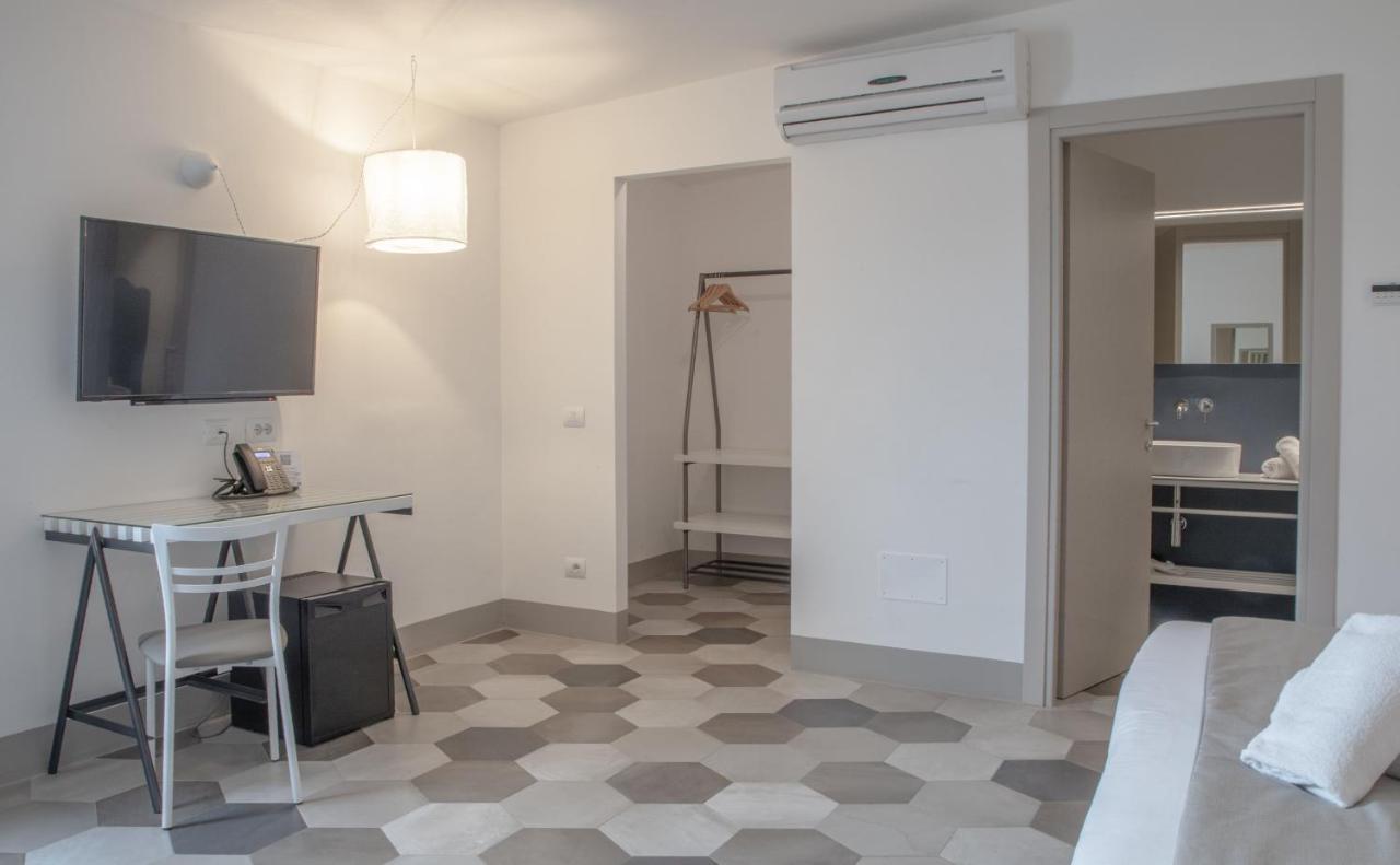 Hotel Villa Ambra ออร์เบเตลโล ภายนอก รูปภาพ